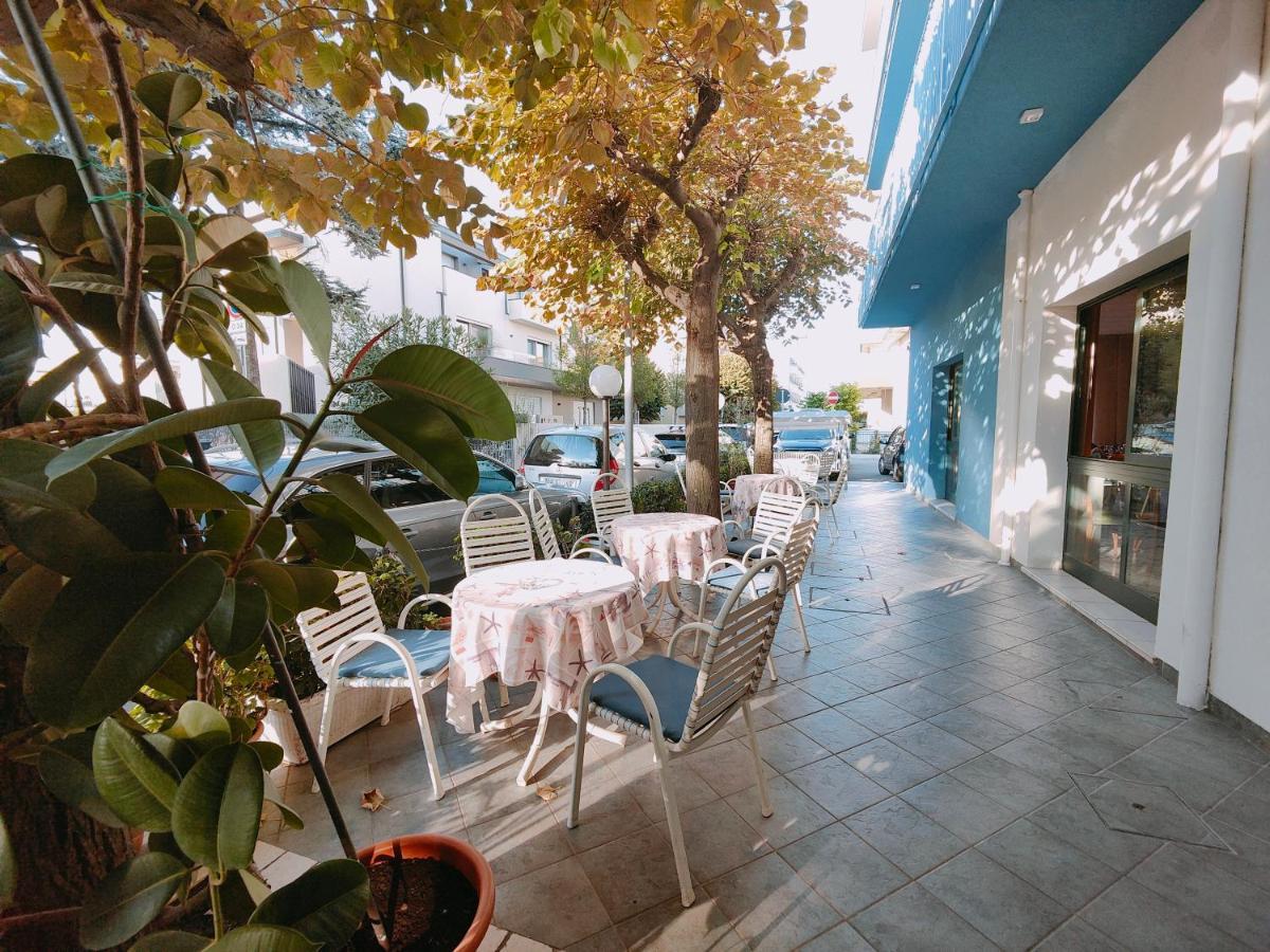 Hotel Marittimo Rimini Buitenkant foto