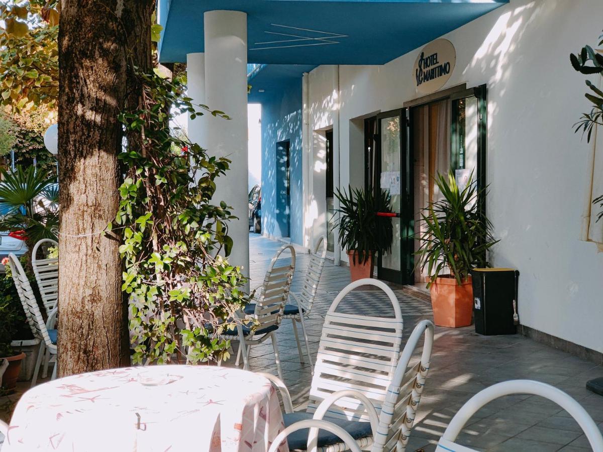 Hotel Marittimo Rimini Buitenkant foto